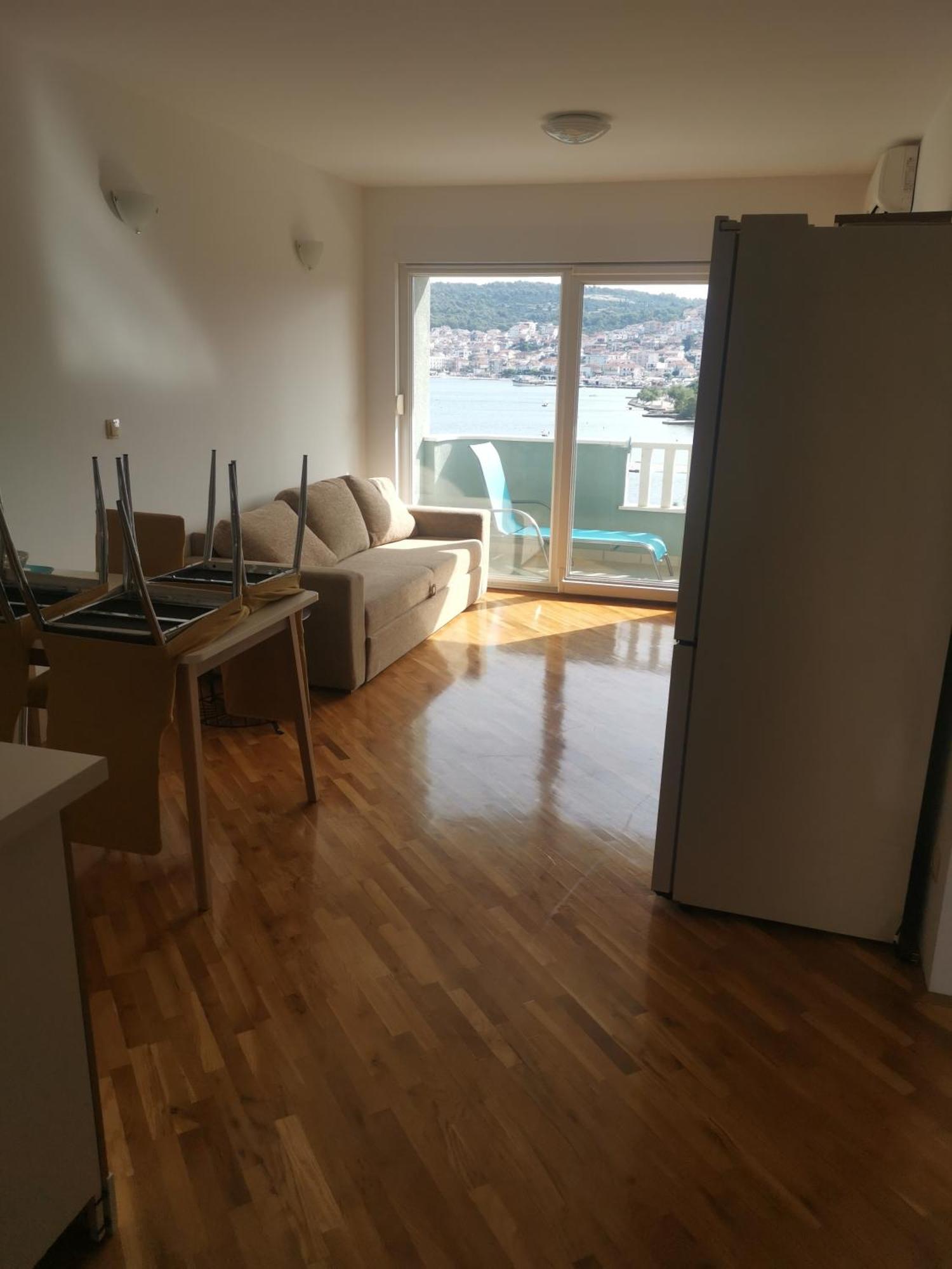 Apartment Croatika On The Beach Trogir Eksteriør billede